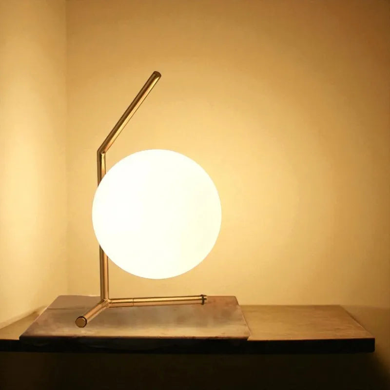 Lampe Boule blanche style nordique